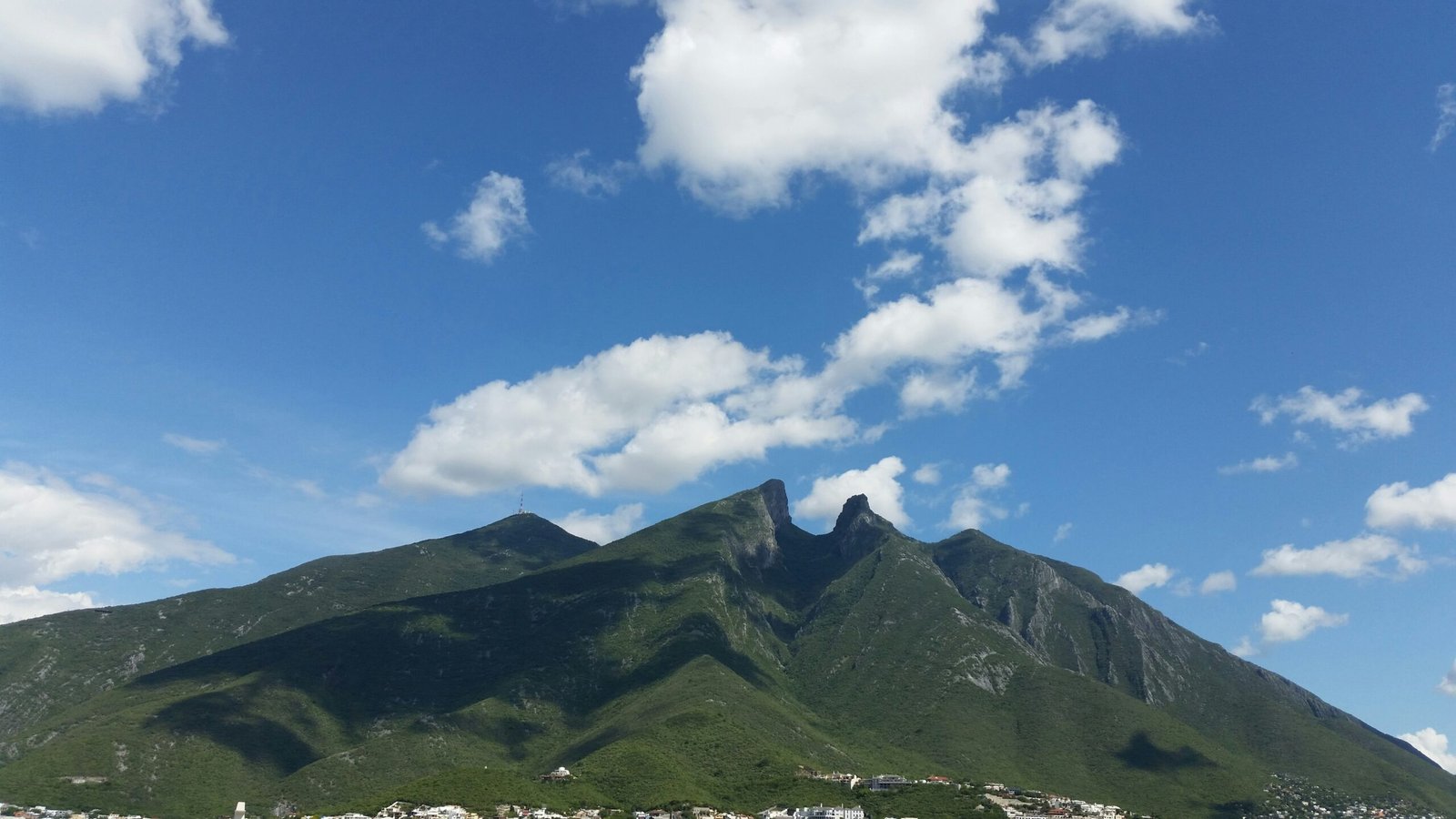 El Cerro de la Silla en Monterrey, Nuevo León.